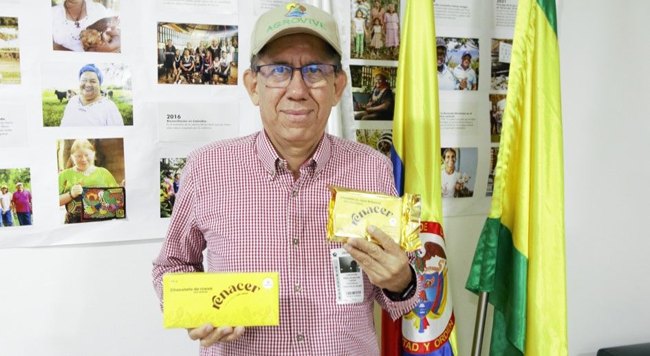 Víctimas de la violencia en Santander renacen con el sabor del Chocolate”