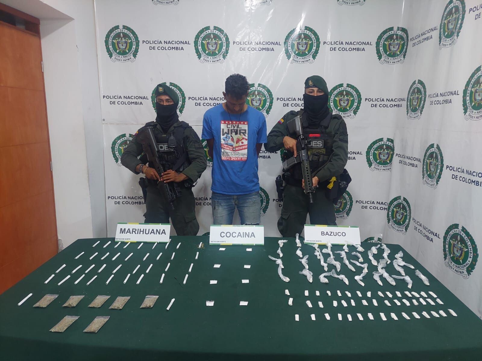 Extranjero tenía en su casa  mercado de alucinógenos