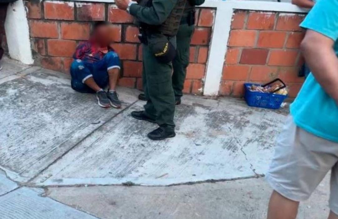 Hampón terminó con la cabeza abierta por robar abuelitas