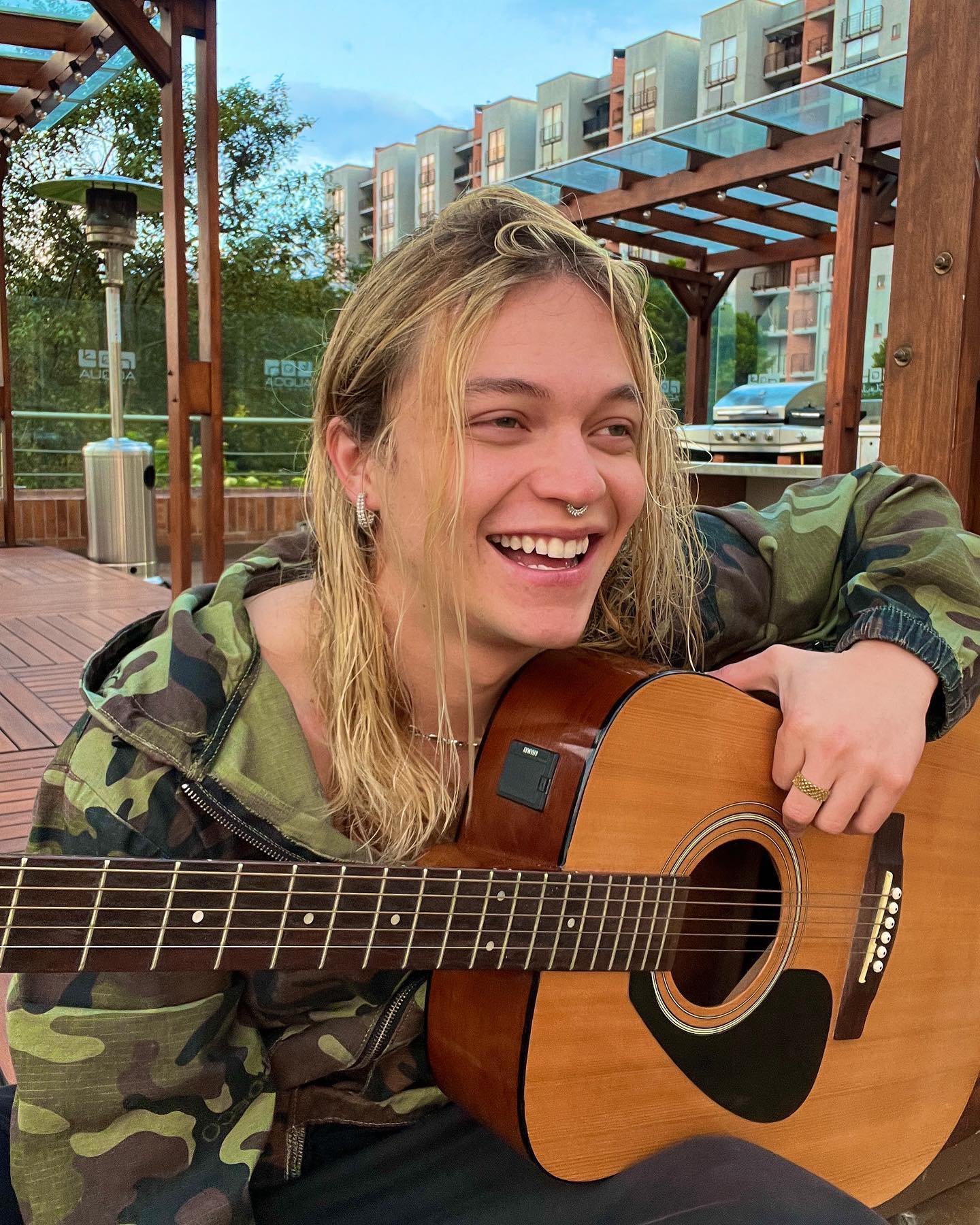 Mayppel presenta su debut con el álbum “La última bala”