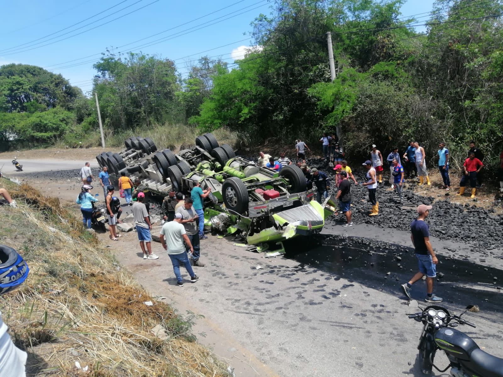 El afán de un camionero lo pudo conducir a la tragedia en Colorados