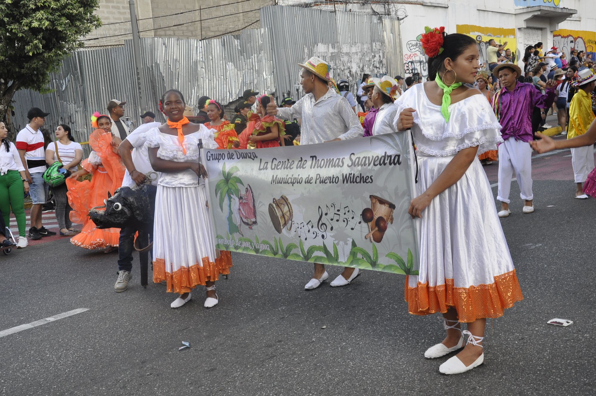 La Feria Bonita cubierta de arte, belleza y color