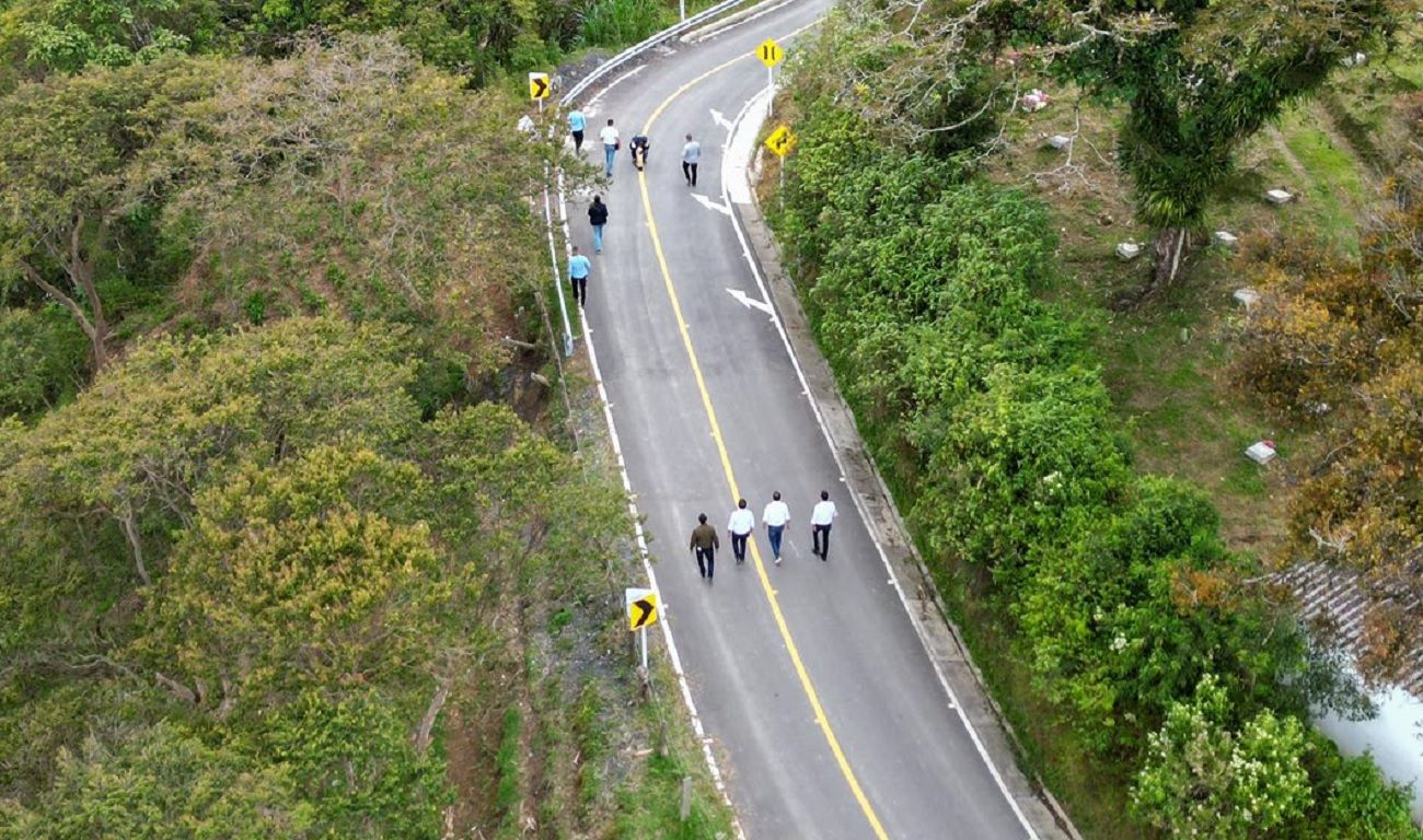 Vías e infraestructura educativa contribuyen al progreso de Sucre, Santander