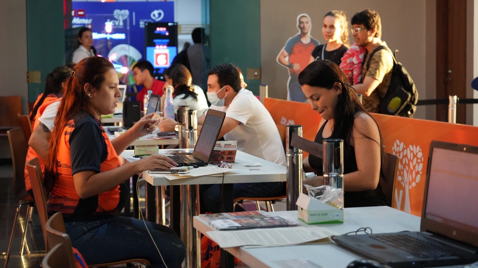 Inicia Expo FCV Media Maratón de Bucaramanga