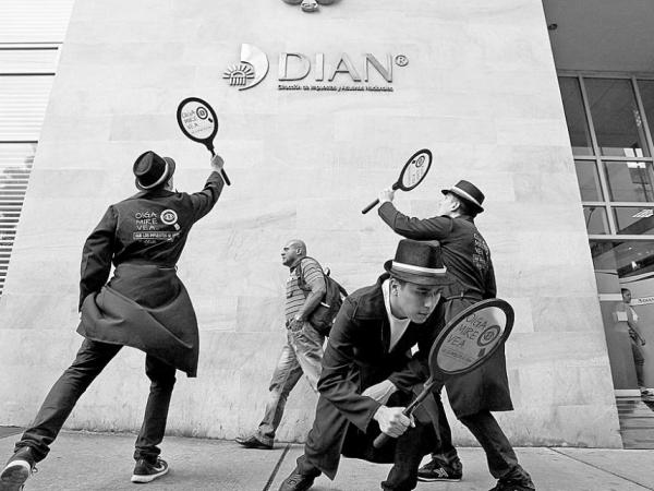 80 billones de la evasión al año, ¿Dónde está la DIAN?