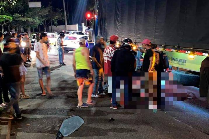 Choque contra una tractomula lo tiene pendiente de un milagro en Bucaramanga