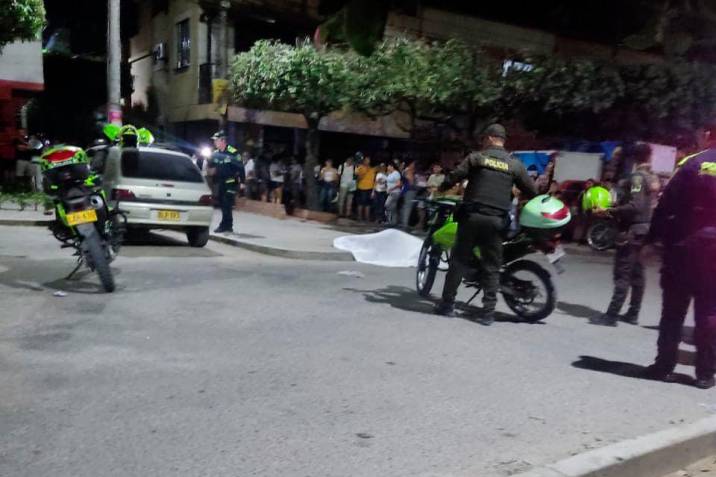 12 disparos le segaron la  vida en Brisas del Campo