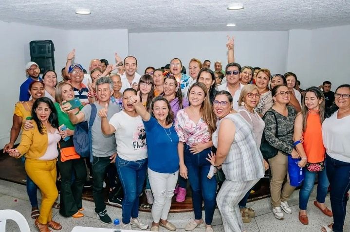 Por fin un candidato que habla de política pública para la mujer