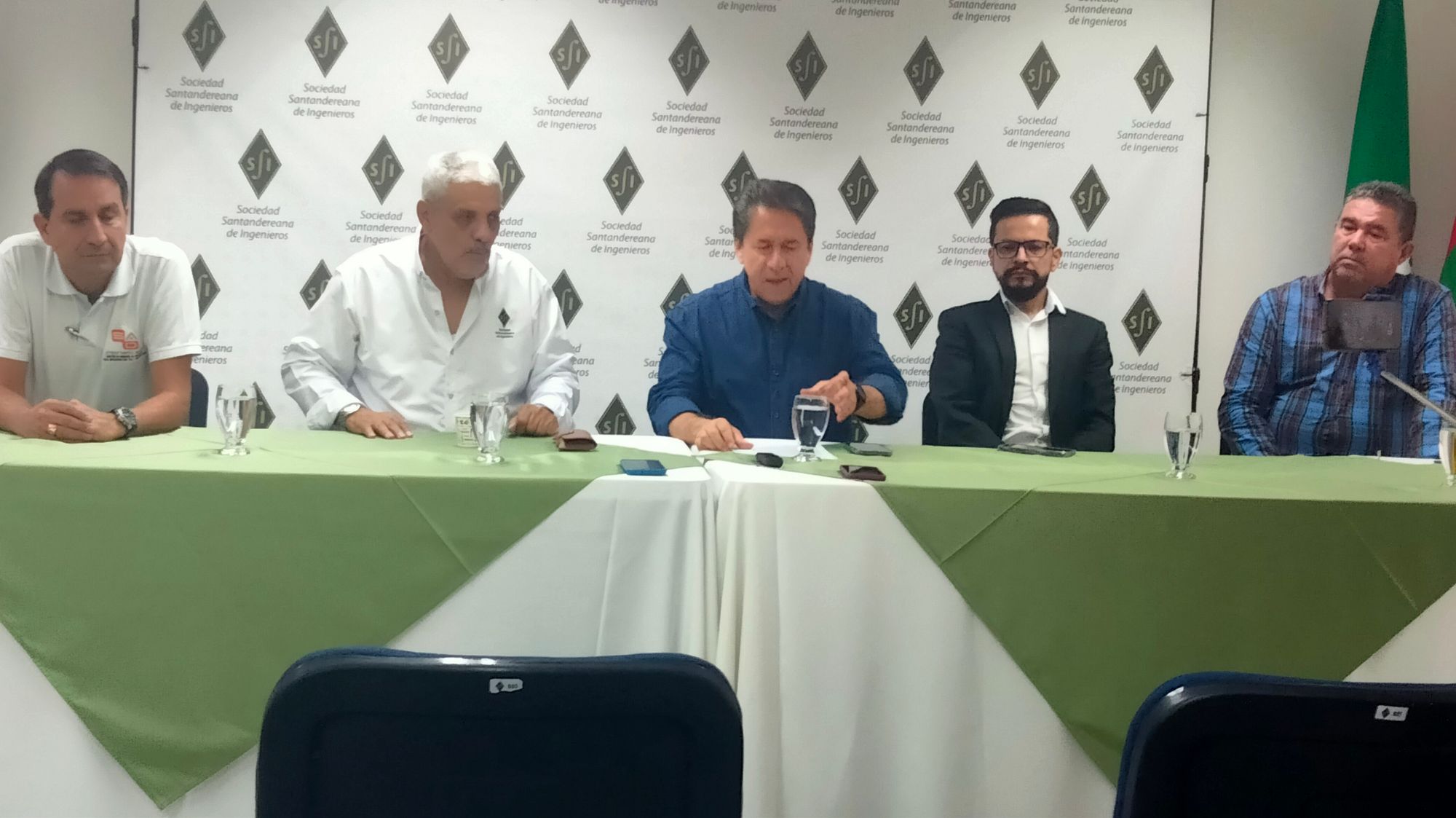 Ofrecen asesoría para solucionar crisis en vía Bucaramanga - Barrancabermeja