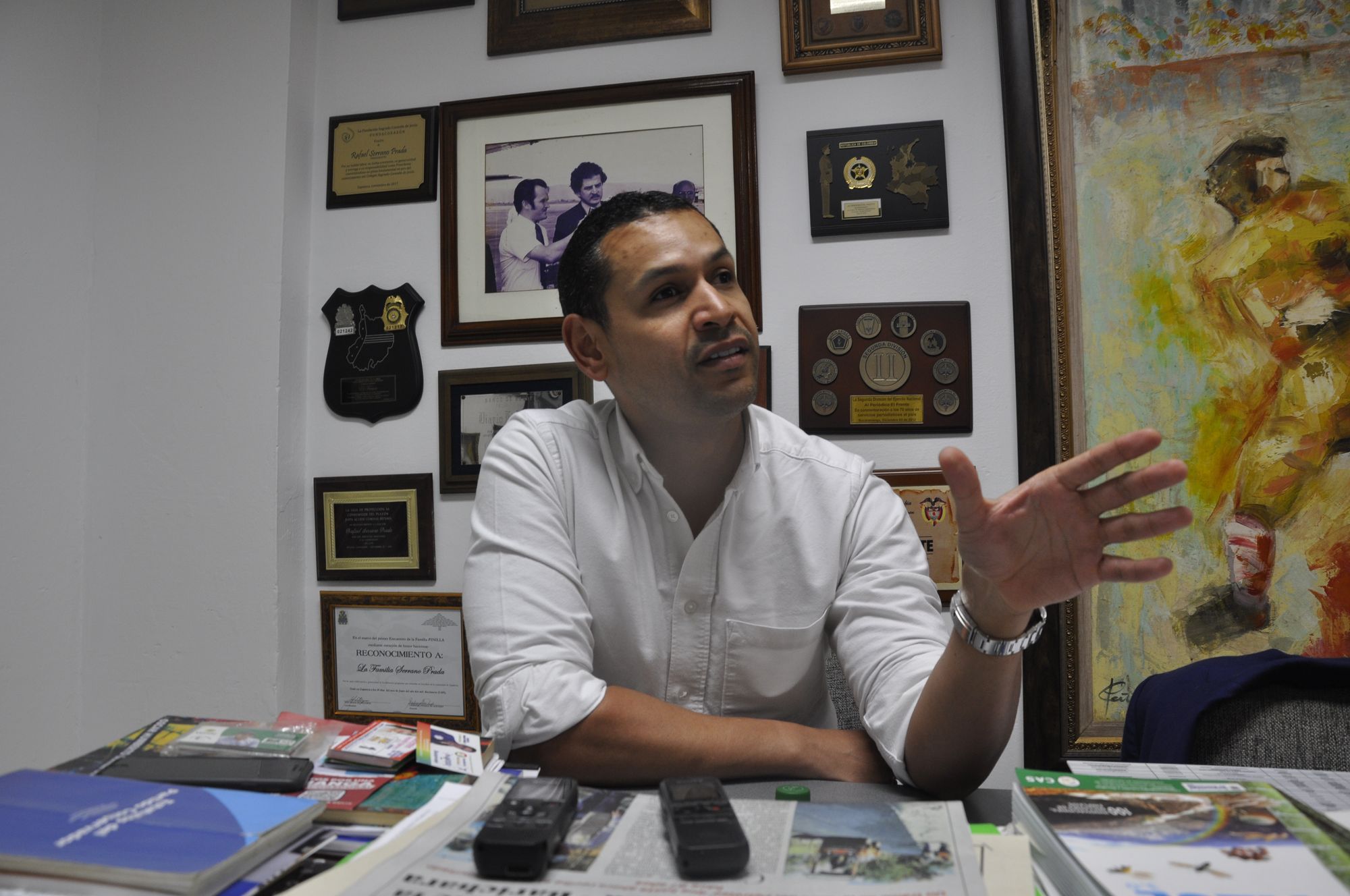 “El país está huérfano porque tiene un Presidente ausente"