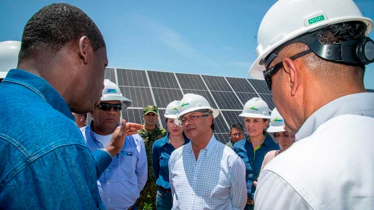 Colombia tiene dieciocho nuevos parques solares e hidroeléctricas