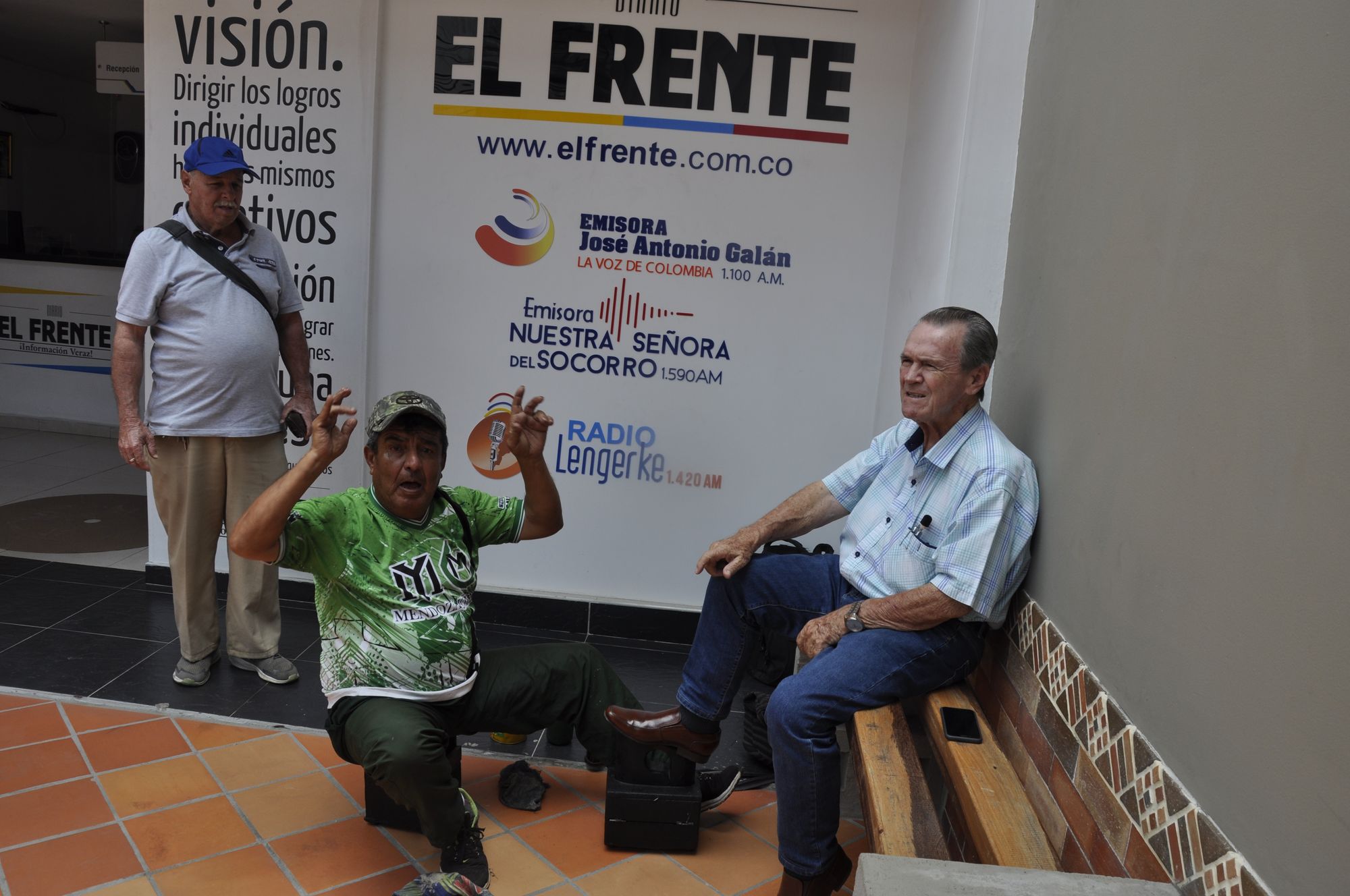 Alfonso Arango es el LUSTRABOTAS que aspira al Concejo de Bucaramanga