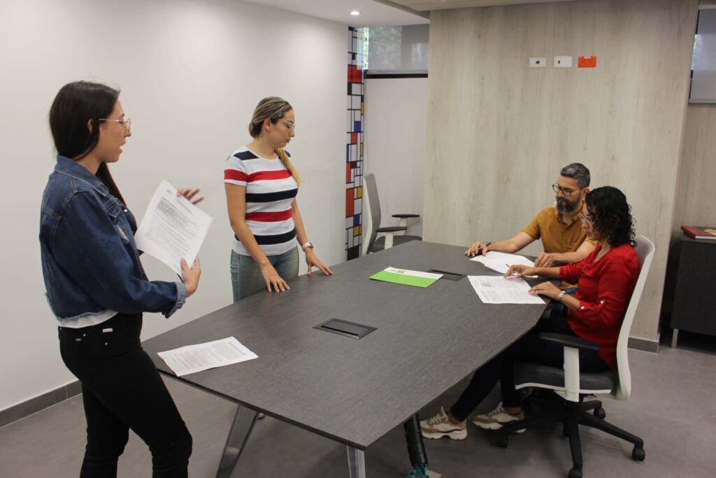 Docentes ganadores de Eventos-TIC preparan su estrategia