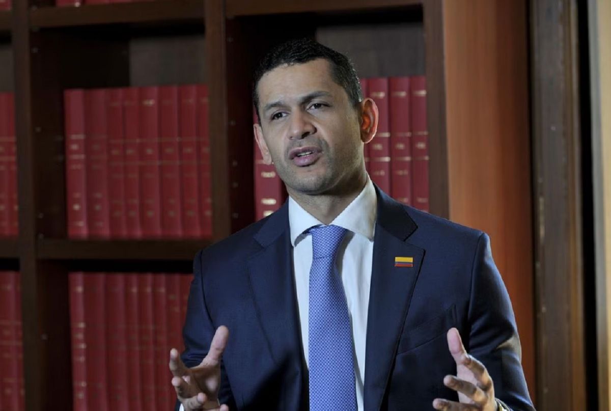 ‘VOTAR para derrotar al gobierno de Gustavo Petro es la CONSIGNA’