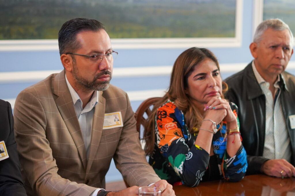 Líderes de Santander pidieron al Gobierno celeridad en proyectos de infraestructura