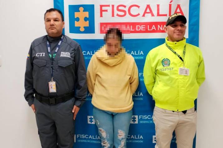 Cayó peligrosa delincuente que atracó una empresa de telefonía en Málaga