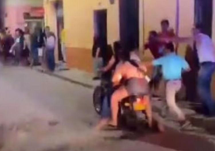 La muerte le llegó cuando negociaba una motocicleta