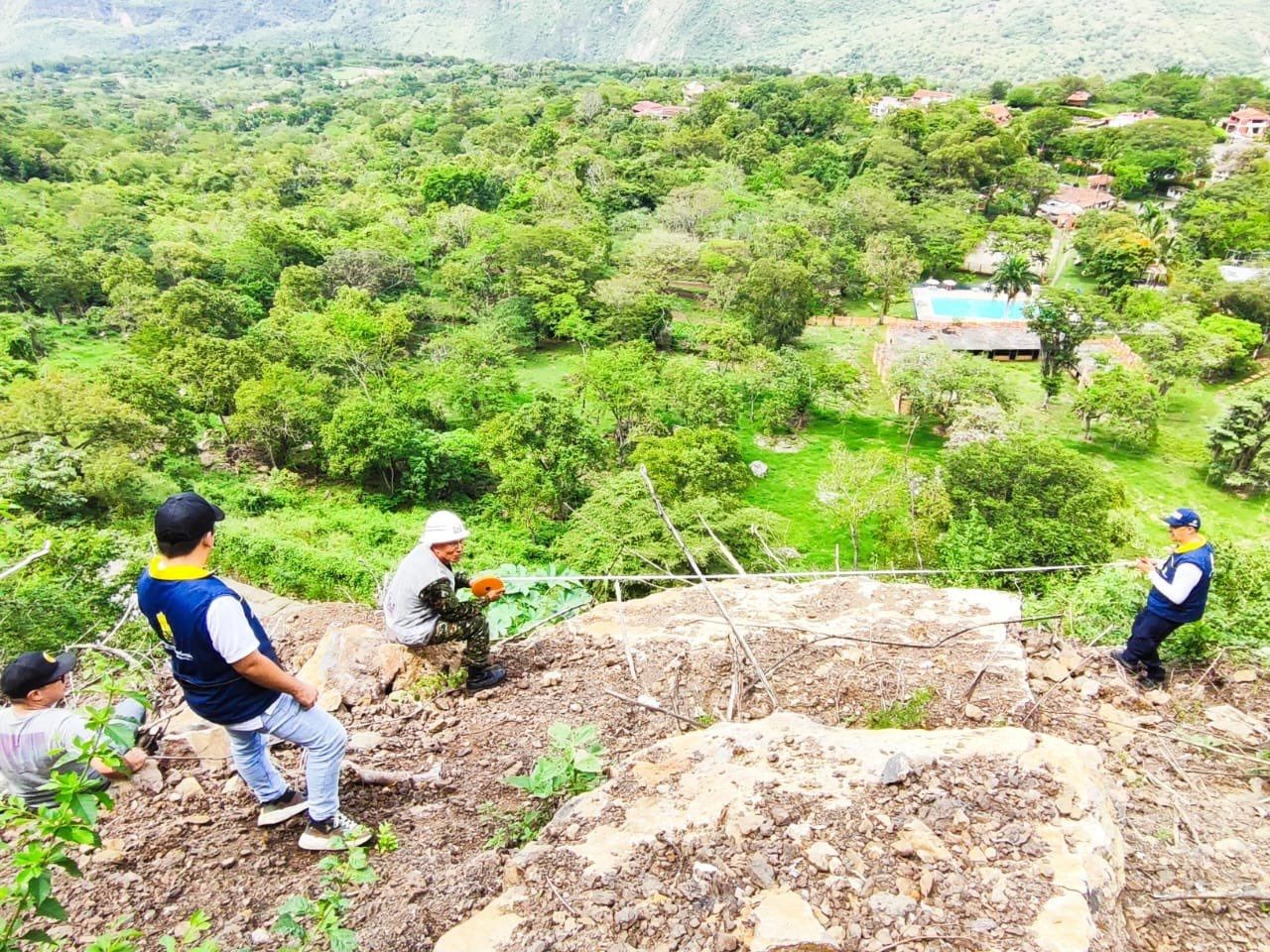 Batallón de Ingenieros analiza voladura controlada en Pinchote