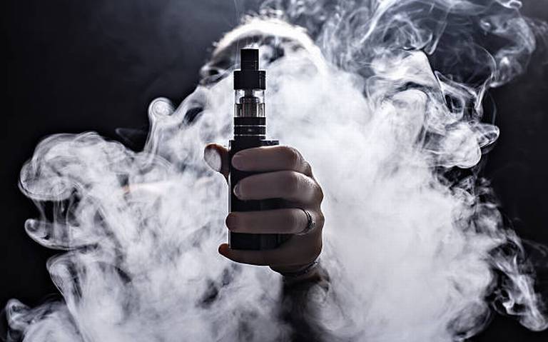 Sancionan comercializadoras de vapeadores por no informar sobre la nocividad de sus productos