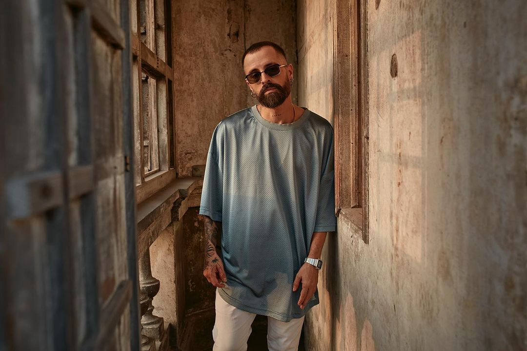 Mike Bahía confirmado en La Premiere de Latin Grammy 2023