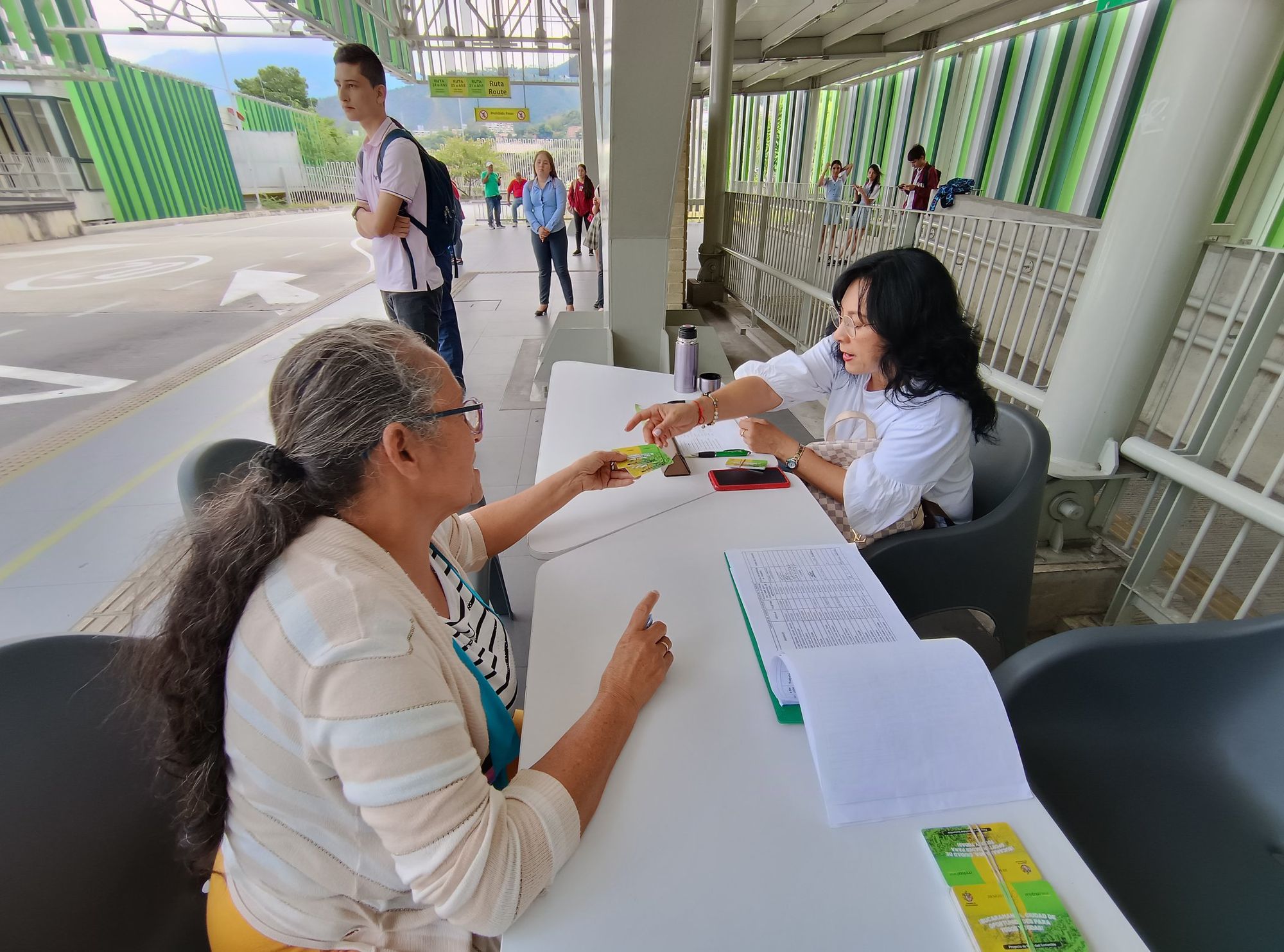 Polémico contrato entre Metrolínea y Metrocali continuará vigente