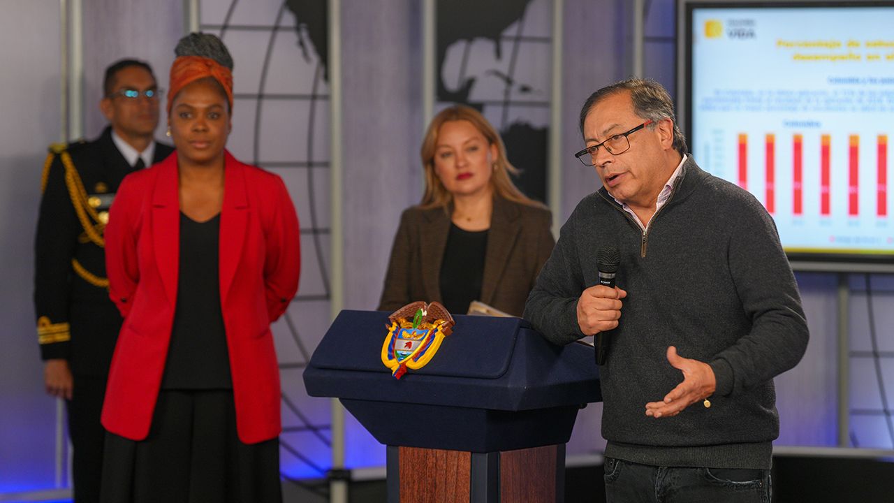 Petro incrementará en 25% el presupuesto para el PAE en 2024