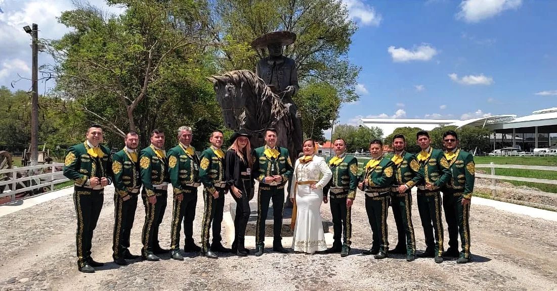 Jurado mexicano coronó en México a unos bumangueses como el mejor mariachi del mundo