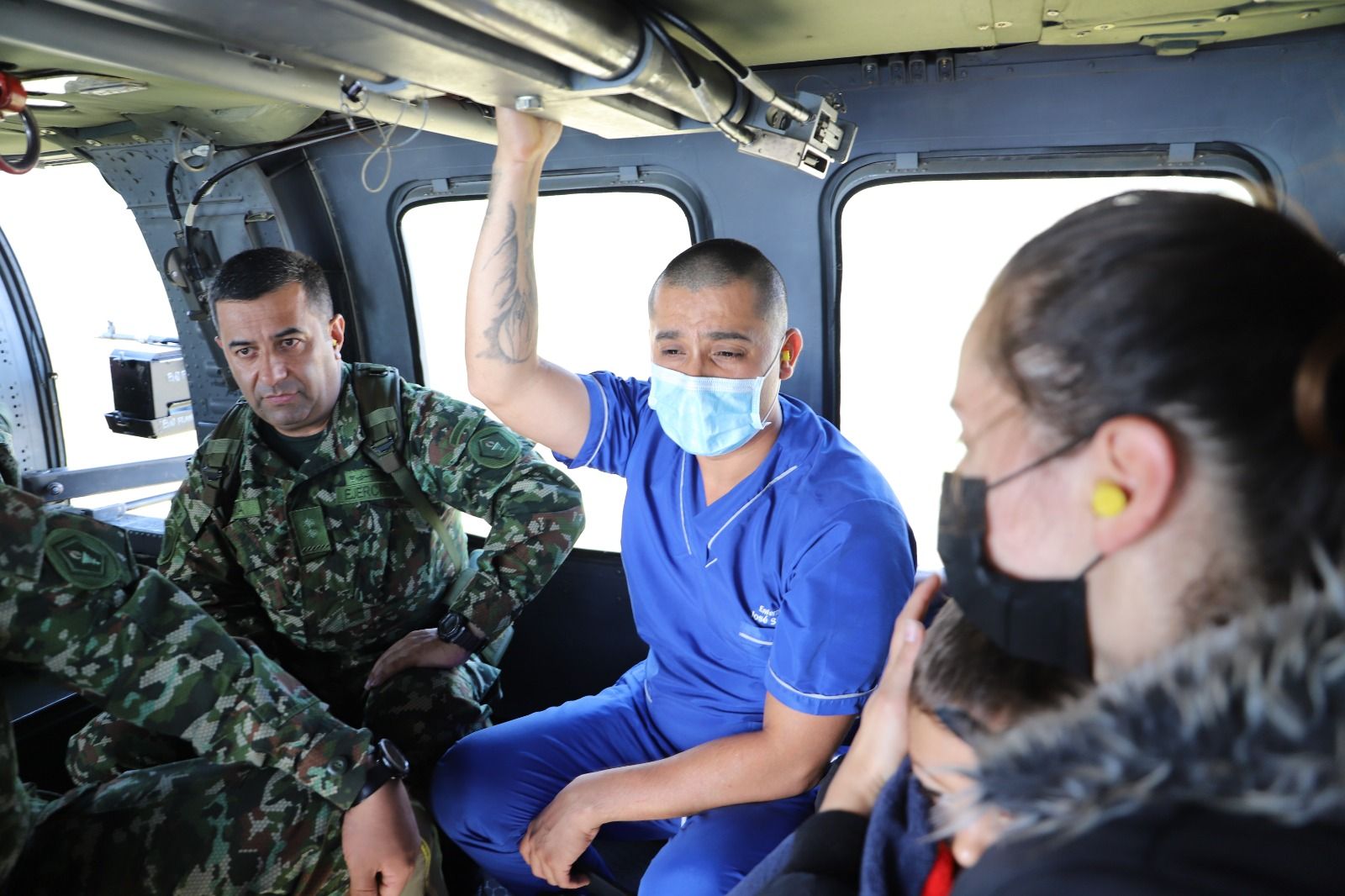 Ejército salvó la vida de un niño tras sacarlo en helicóptero de una vereda