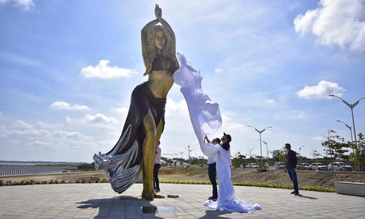 Estatua de Shakira en Barranquilla ya fue inaugurada