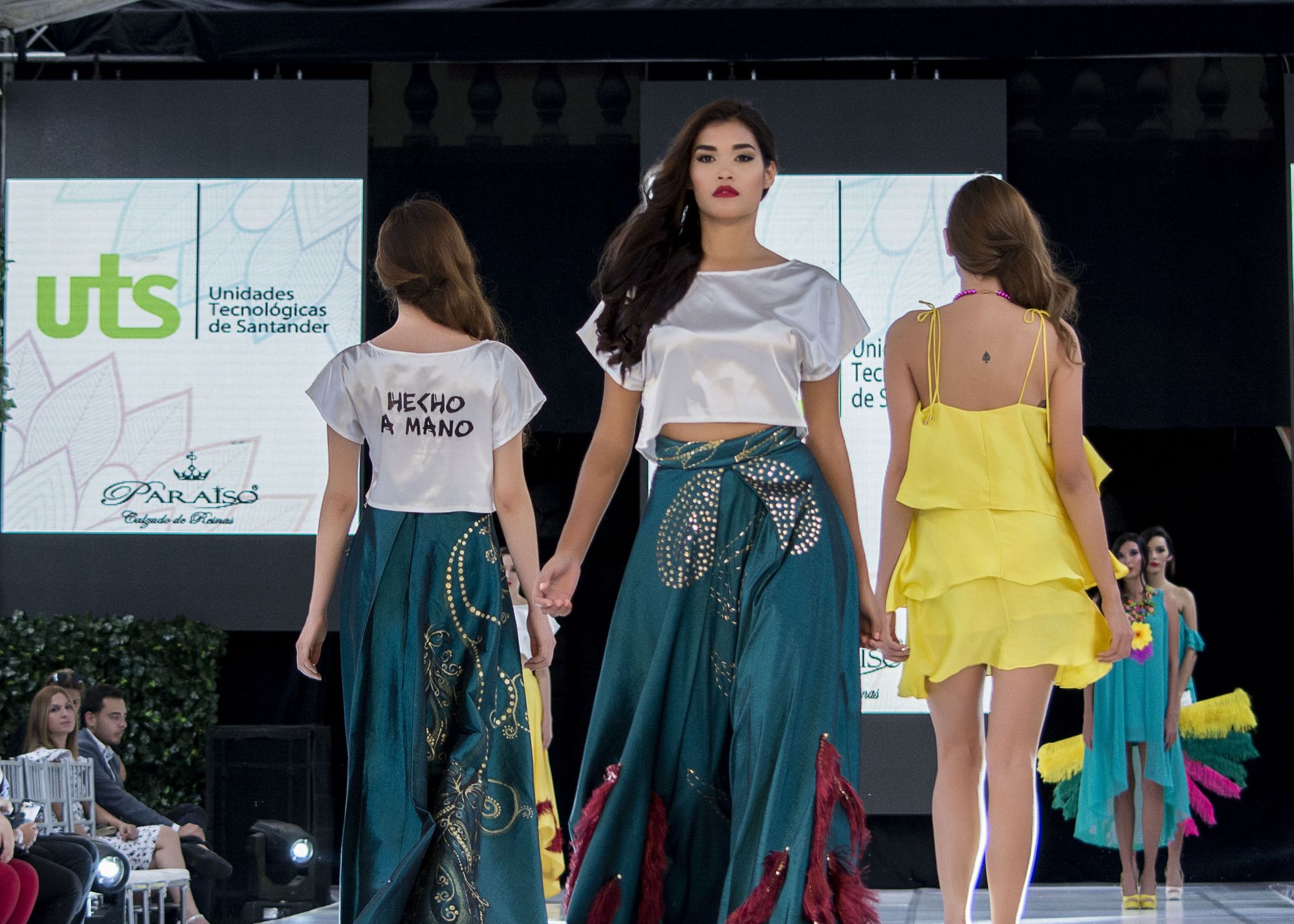 Colección Amara en 60 años UTS