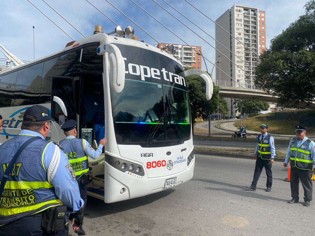 Con tránsito y Policía intensifican controles viales para una Navidad Segura