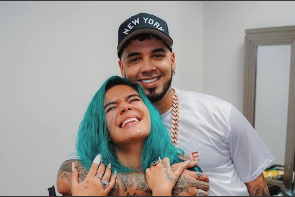 Anuel AA desata polémica musical mencionando a Karol G “Yo la hice Bichota”