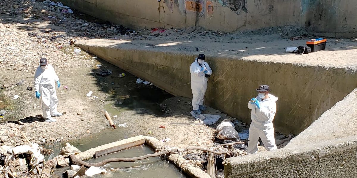 Feto fue arrojado a una cañería de Piedecuesta