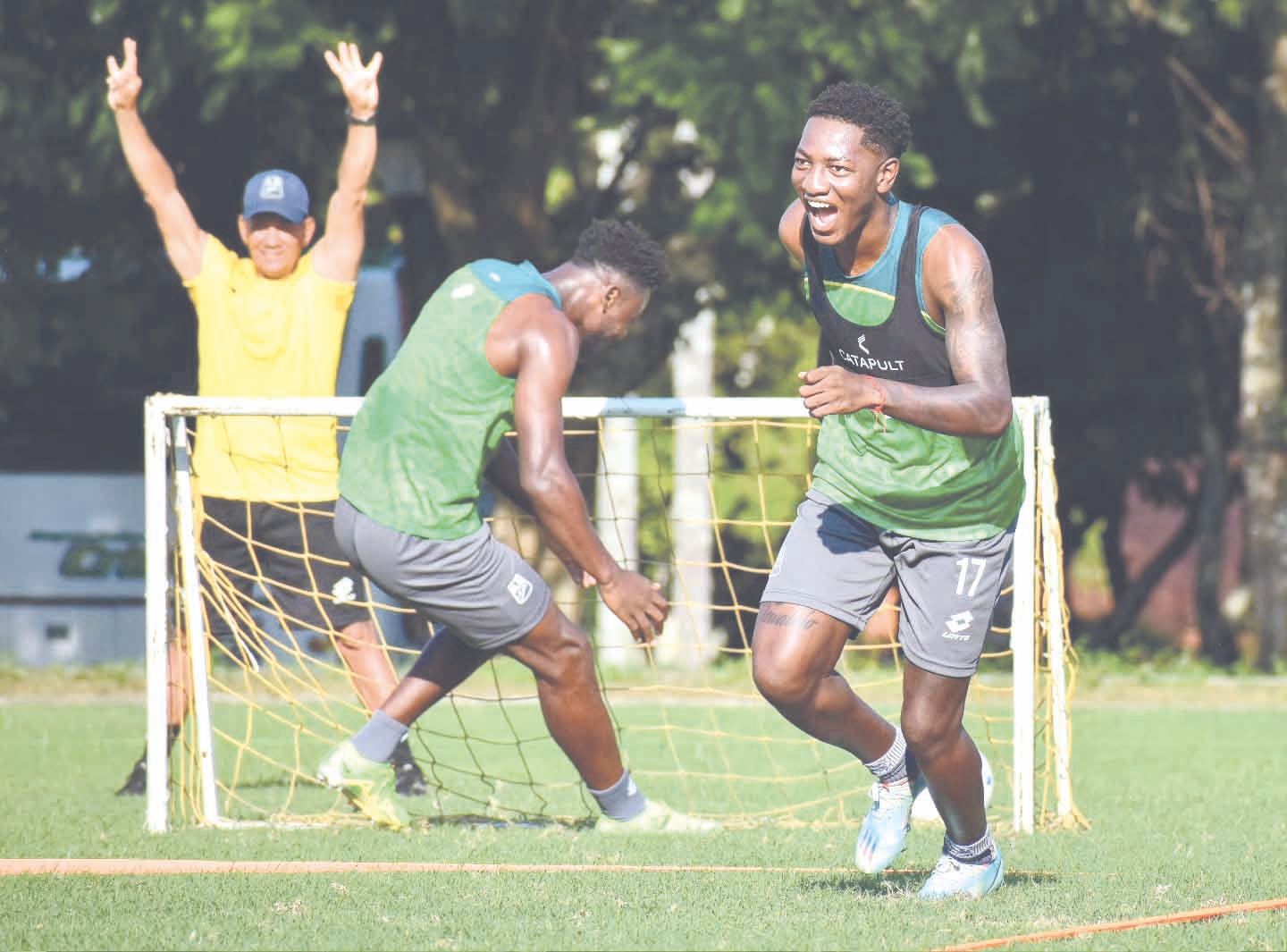 Atlético Bucaramanga ante Deportivo Táchira en San Cristóbal