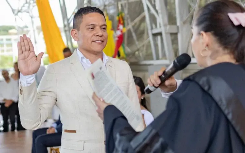 Campo Elías Ramírez establece medidas severas contra consumo de sustancias en Girón