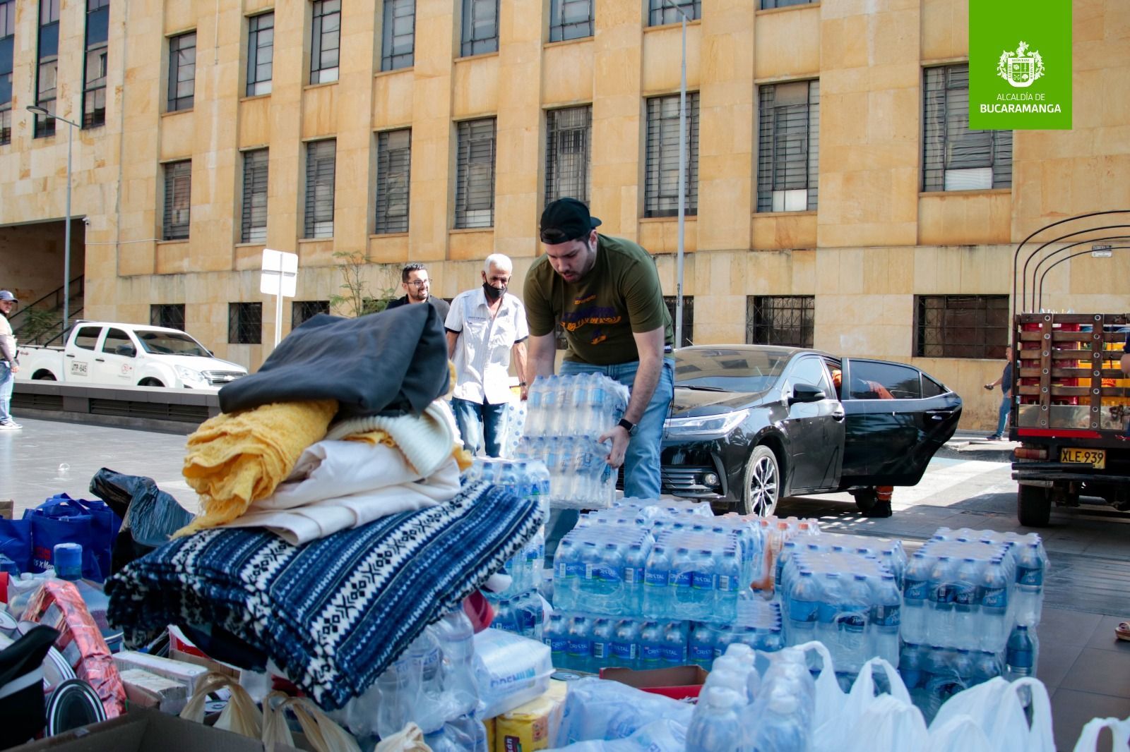 Solidaridad de los bumangueses con quienes combaten incendios