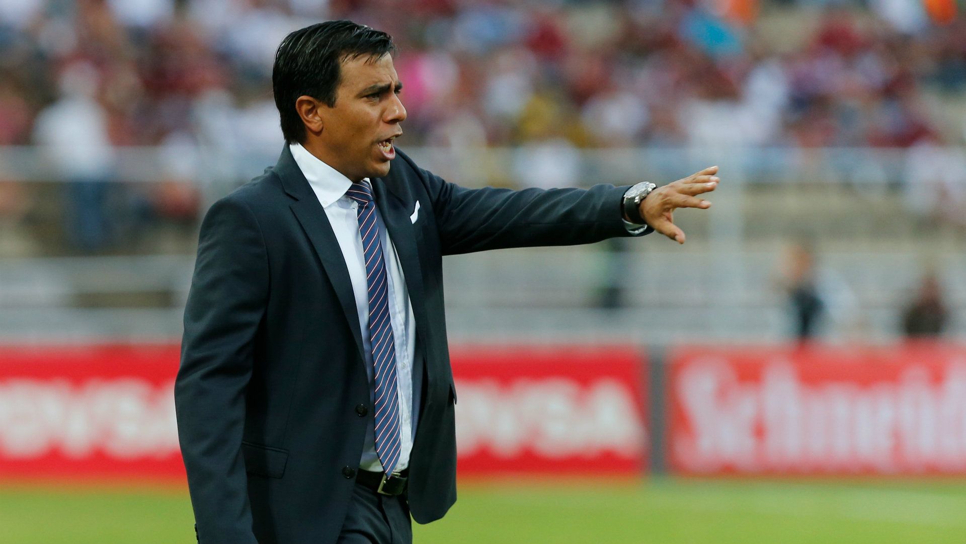 César Farías nuevo director técnico de América de Cali