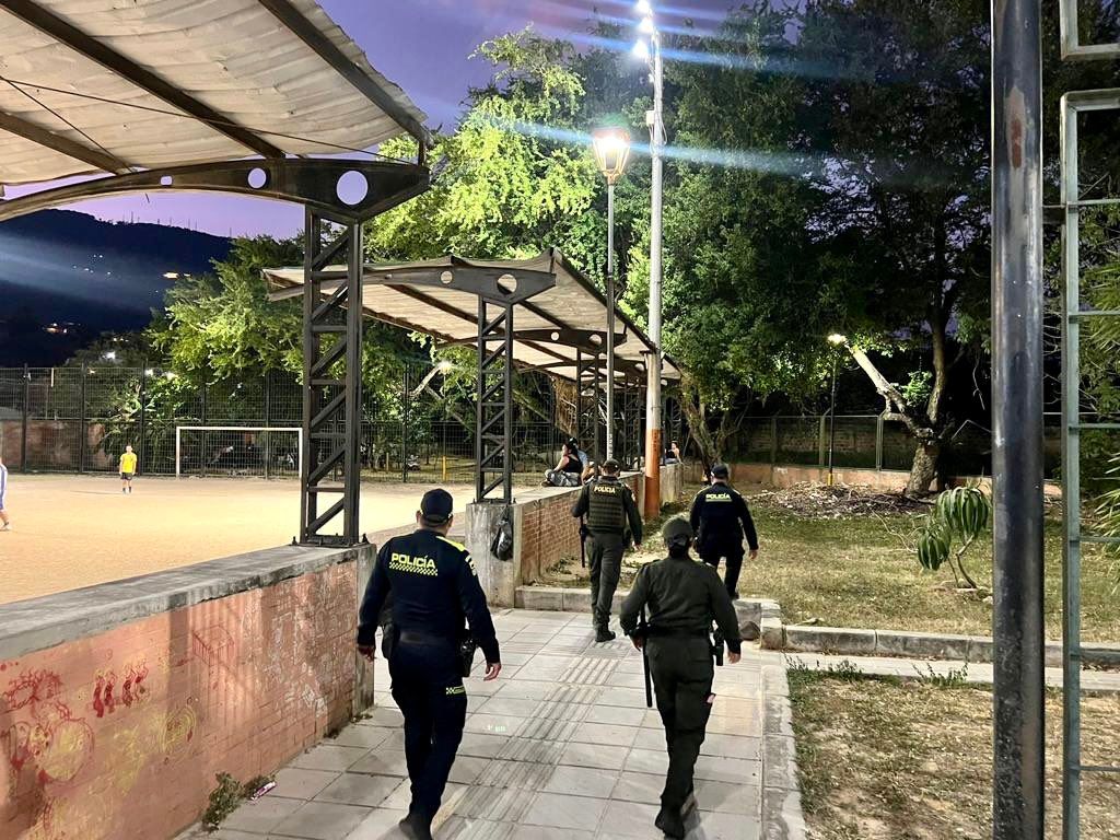 Girón impone 170 multas por consumo de drogas en espacios públicos