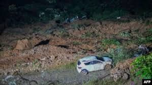 Más de 30 muertos por alud de tierra en Chocó