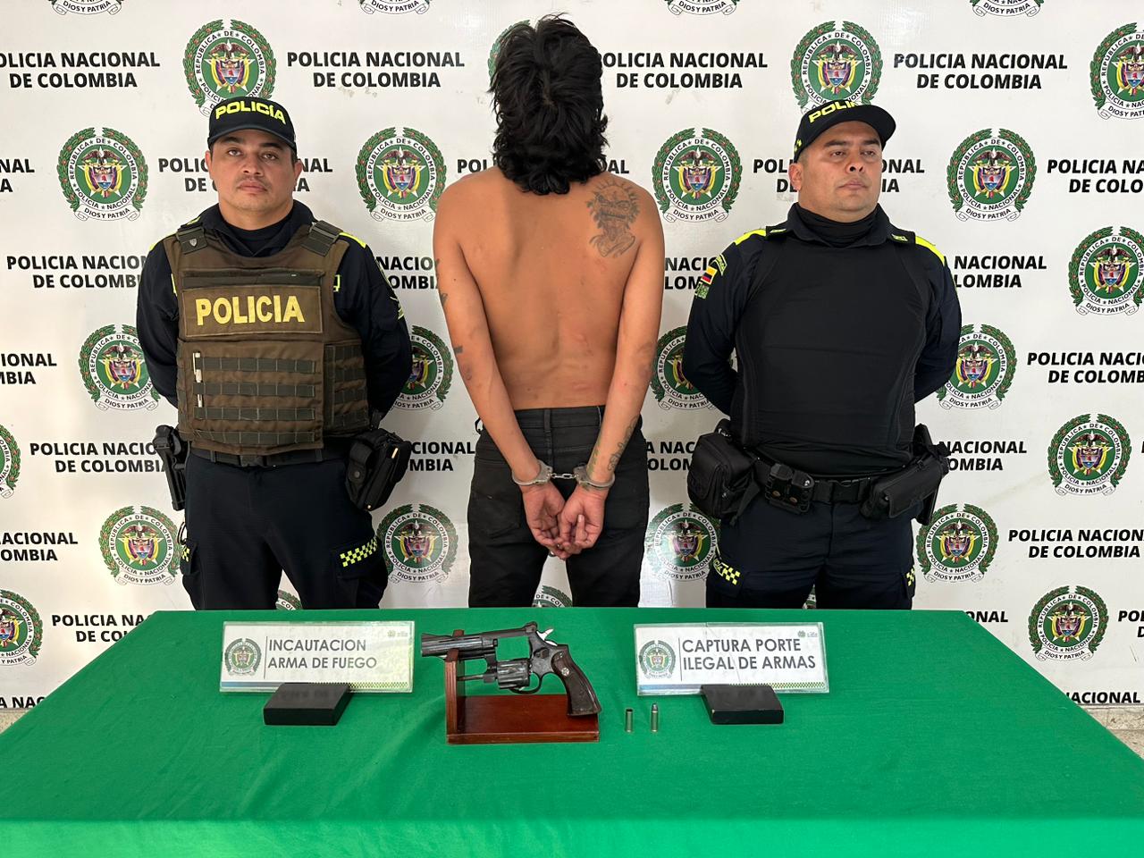 Autoridades sorprendieron a un intolerante armado en Floridablanca