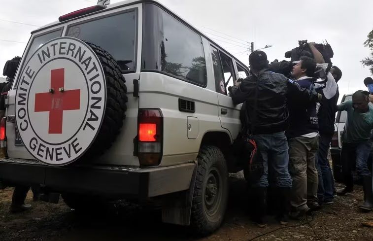 Comitiva de la Cruz Roja sufre ataque durante traslado médico