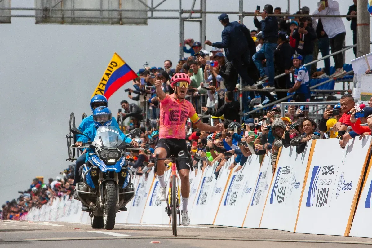 Ecuatoriano Richard Carapaz se tomó el Alto del Vino
