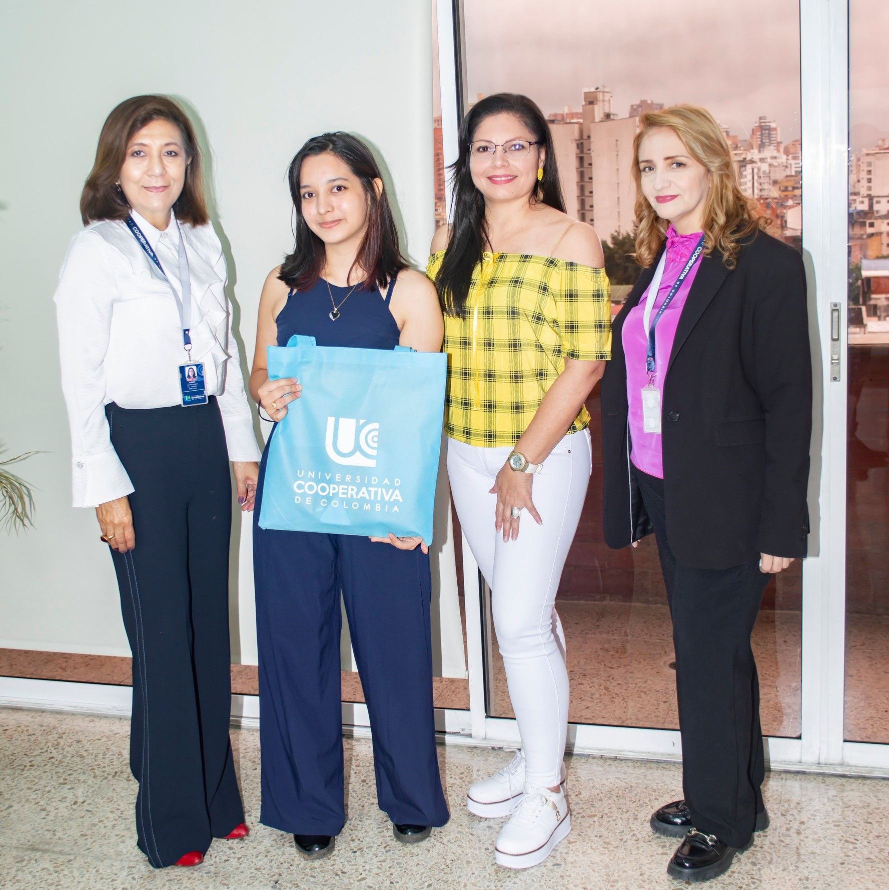 Experiencia única como embajadora UCC en el mundo