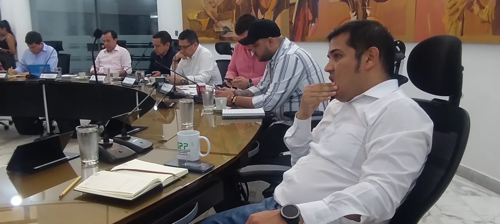 Concejal denuncia derroche y carrusel de contratos en la Personería de Bucaramanga