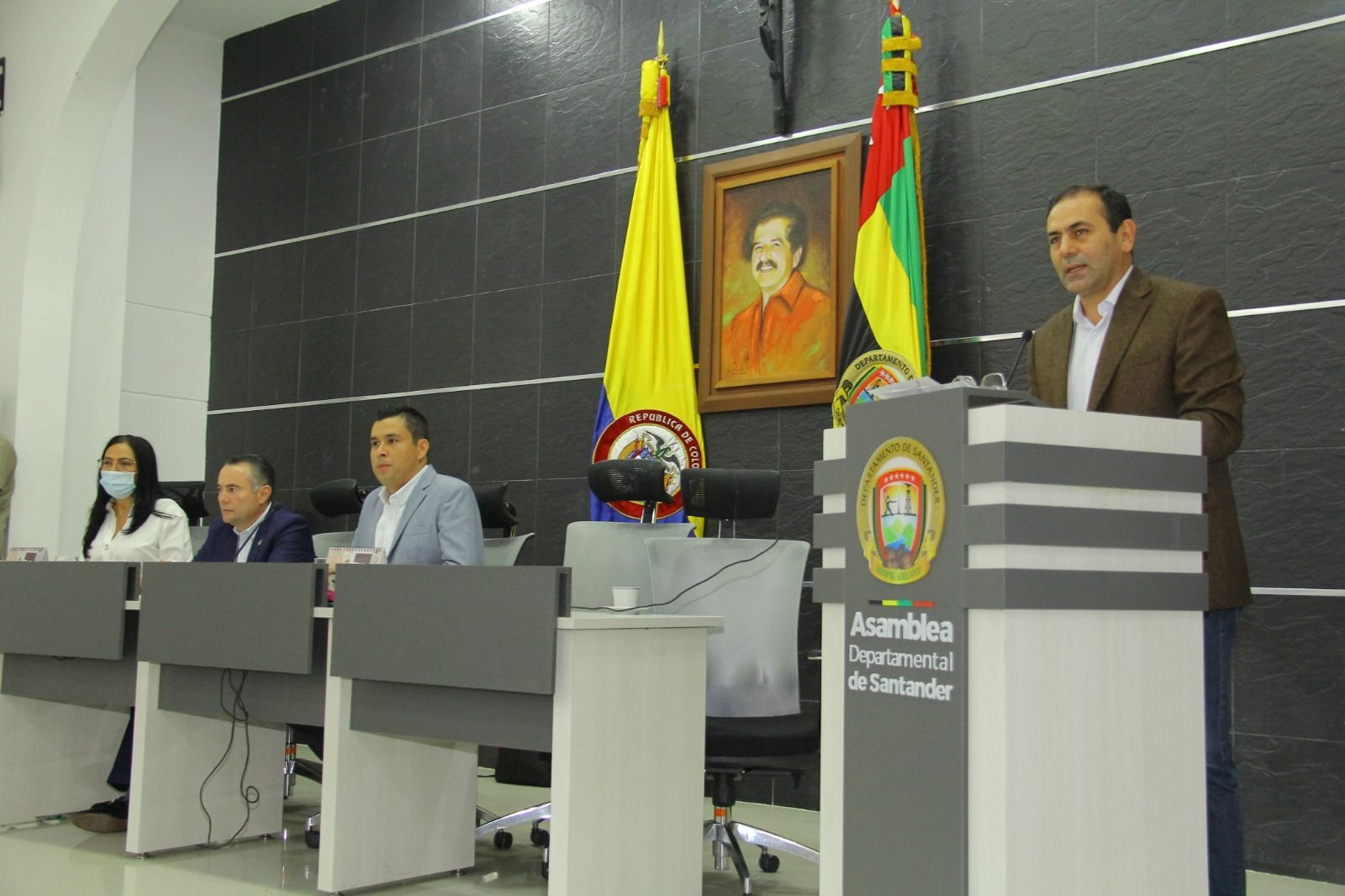 General (r) Juvenal Díaz Mateus resalta logros y desafíos en la Asamblea Departamental