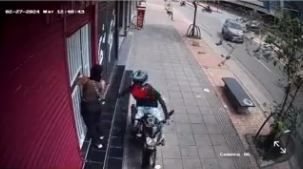 Mujer por poco es víctima de motoladrones en Bucaramanga