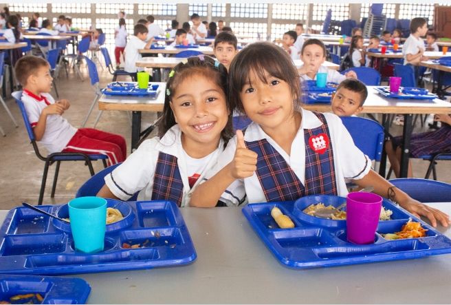 PAE en colegio Colorados alimenta a 1.219 alumnos