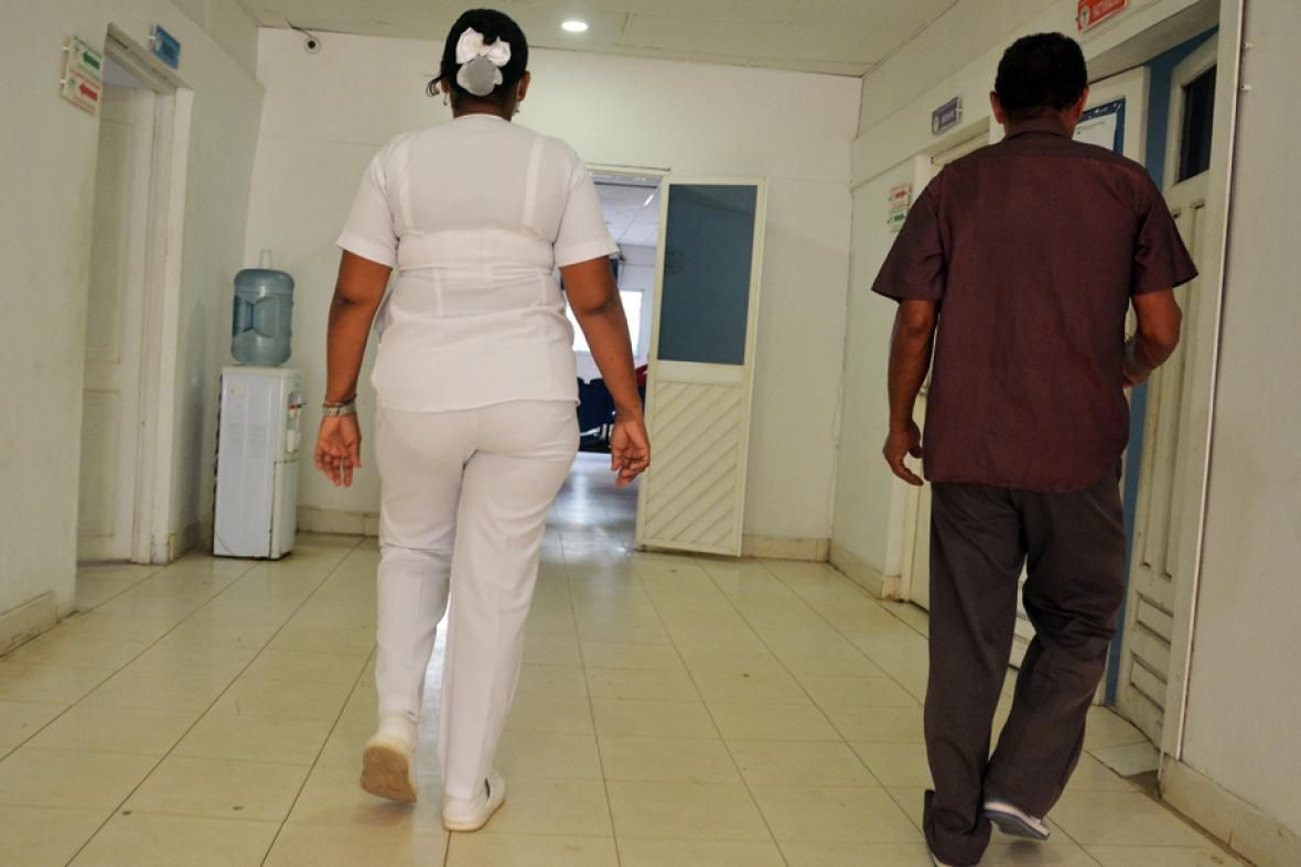 Buscan a falsa médica que trabajó para la Policía por más de tres años