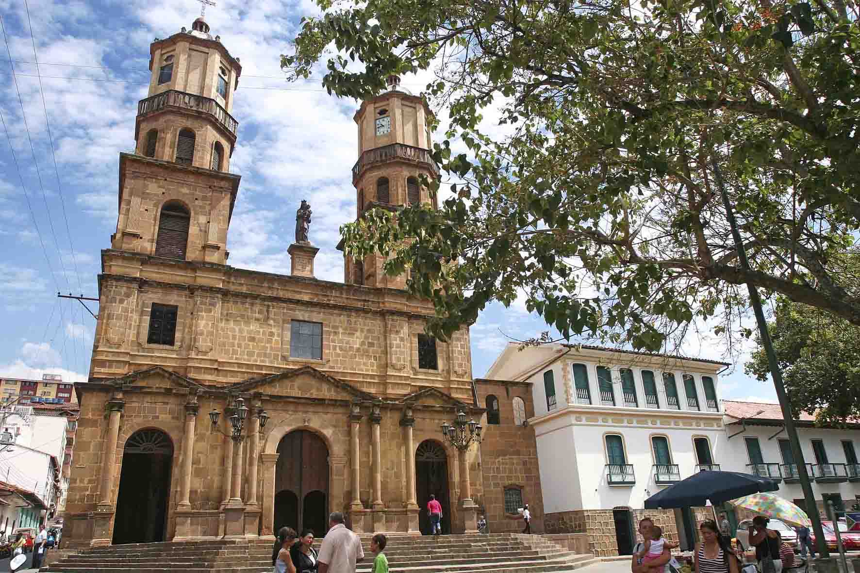 San Gil se suma a la prohibición del consumo de alcohol y drogas en los parques