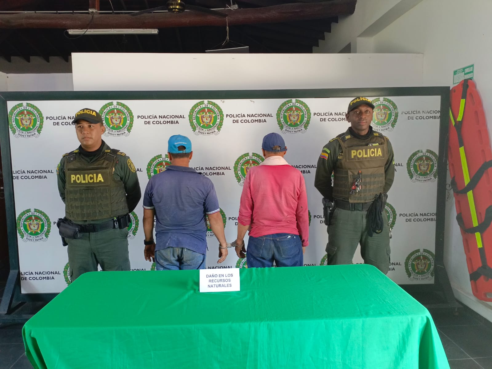 VIDEO : Pirómanos fueron arrestados en Girón